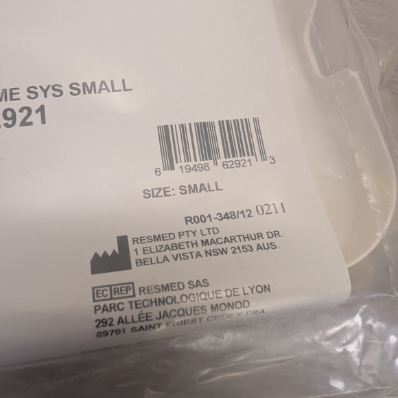 ResMed Airfit P10 Frame System Small 62921 - Picture 3 of 4